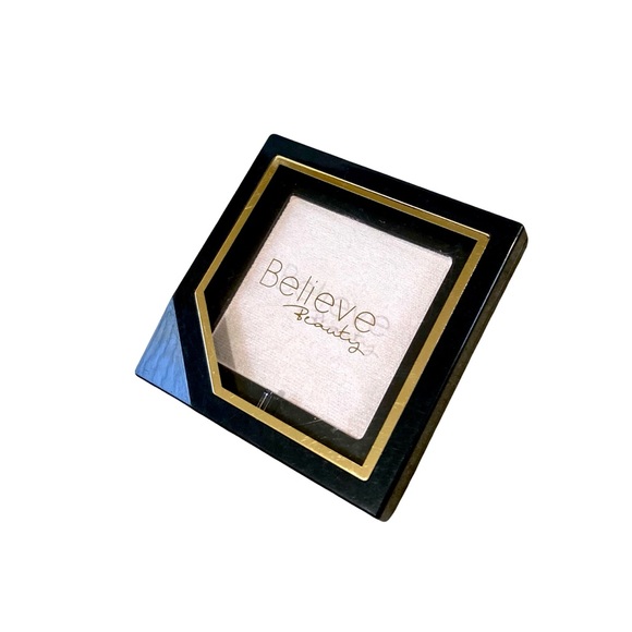 Believe Beauty Radiant Finish Highlighter 0.14oz Pop of Pink - Picture 2 of 3